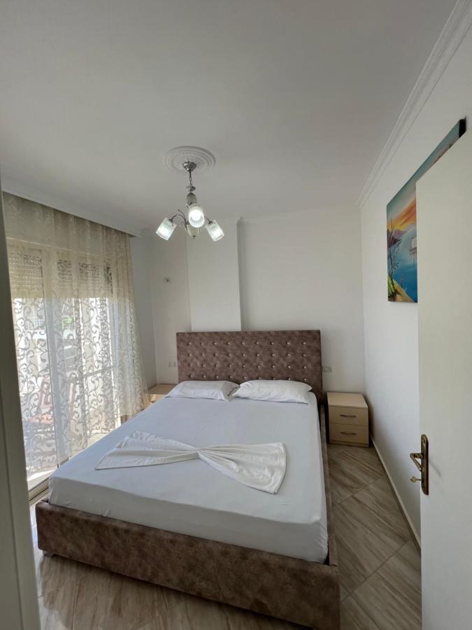 Leo Apartament Durres Exterior photo