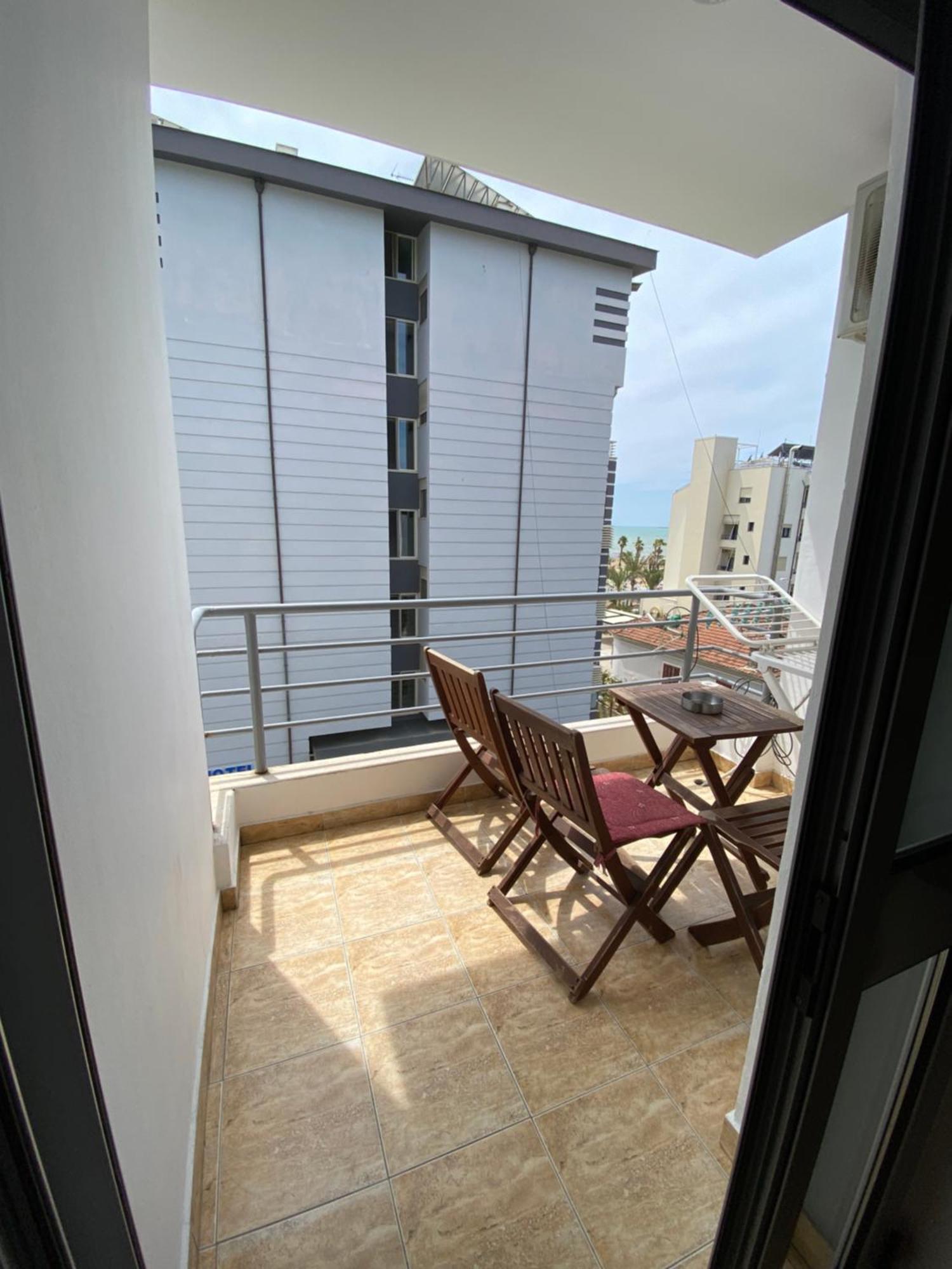 Leo Apartament Durres Exterior photo
