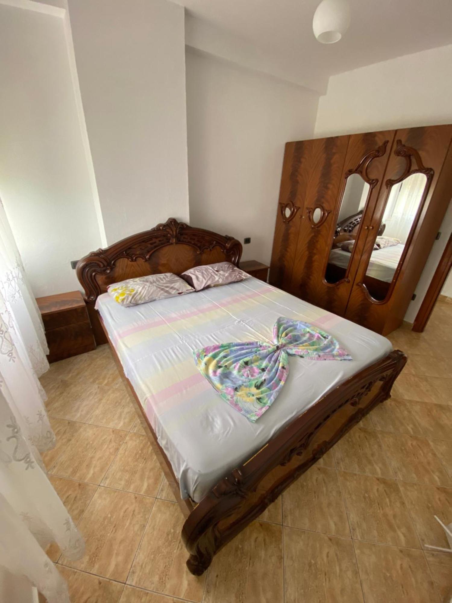 Leo Apartament Durres Exterior photo